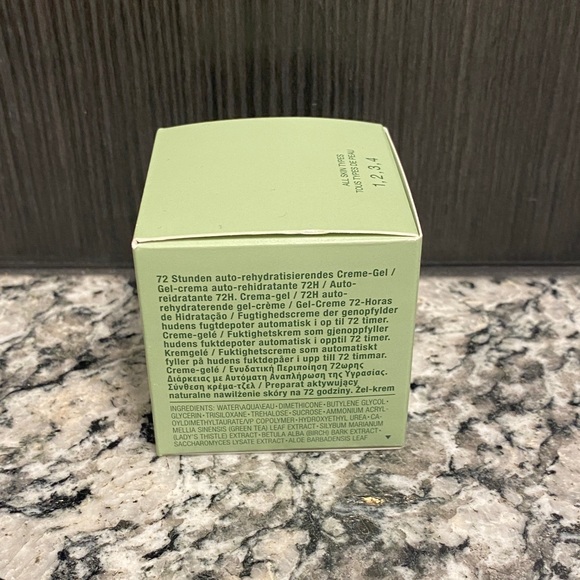 Clinique Moisture Surge 72-Hour Auto-Replenishing Hydrator 1 oz. Brand NEW - Picture 7 of 8